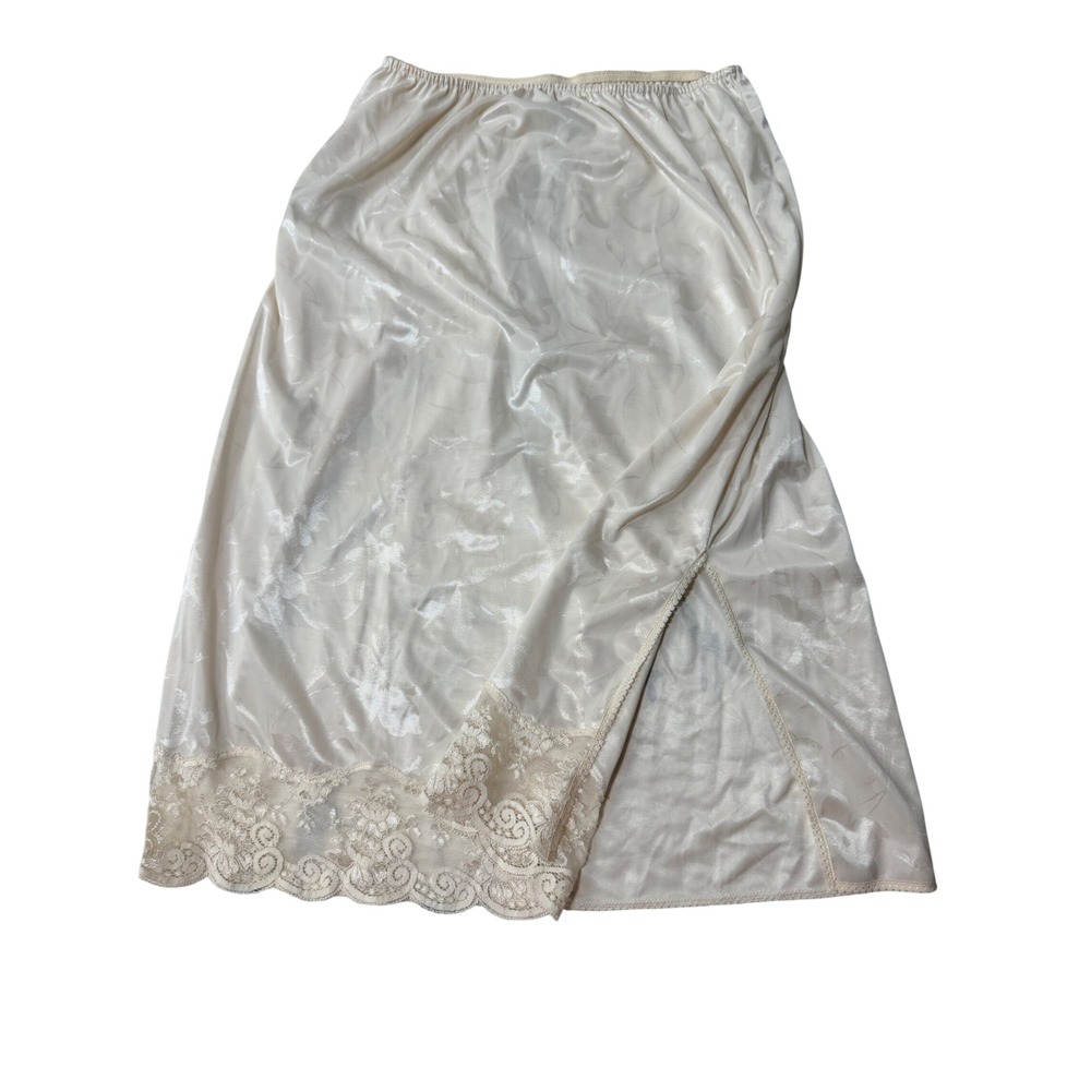 JCPenney Intimate Thoughts Vintage Lace Trim Floral Half Slip Size L